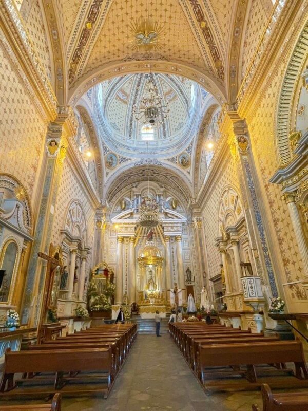 Inside Parroquia de San Andrés