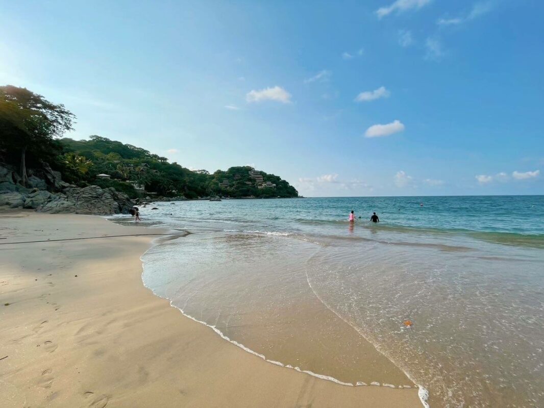 Playa de los muertos sayulita places to visit
