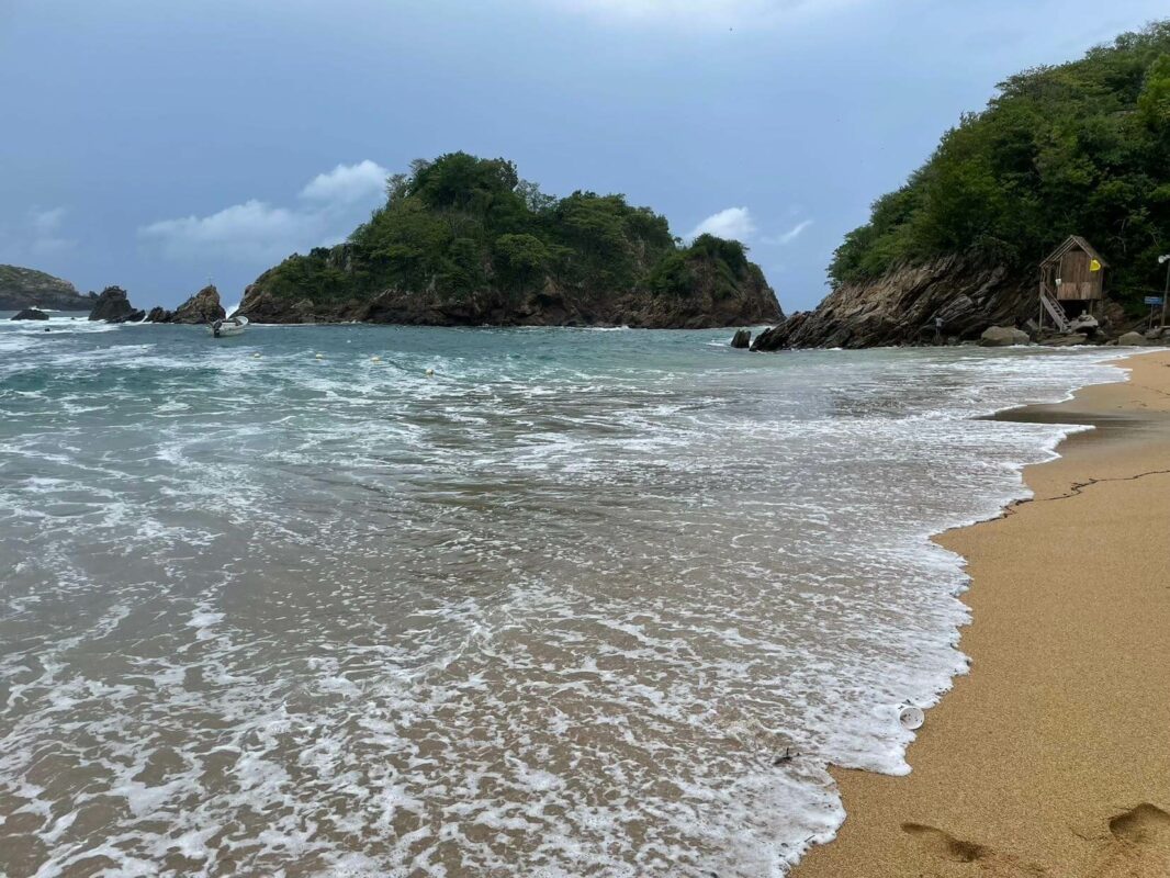 Puerto angel beach