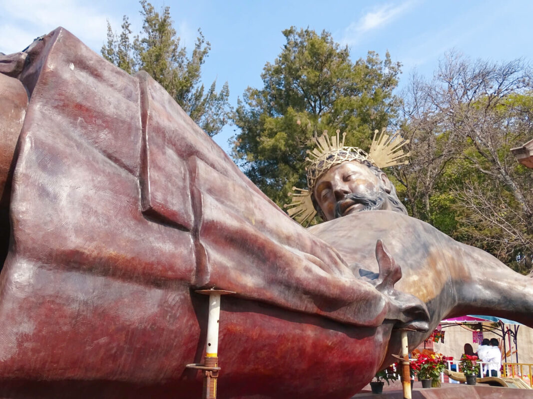 Jesus statue visiting tepotzotlan mexico